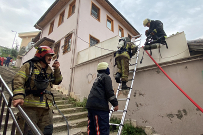 Müstakil ev küle döndü