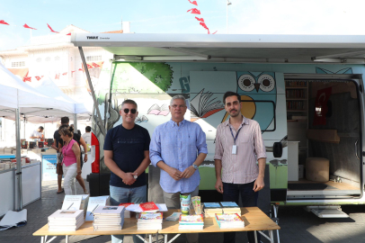 Nilüfer Belediyesi gezici kütüphane 7. Mudanya kitap fuarında