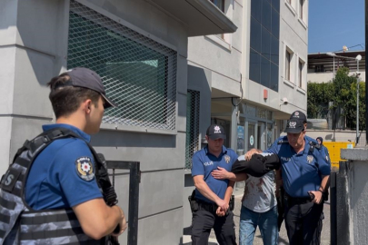 27 yıl 10 ayla aranan 16 yaşındaki şüpheliyi polis yakaladı
