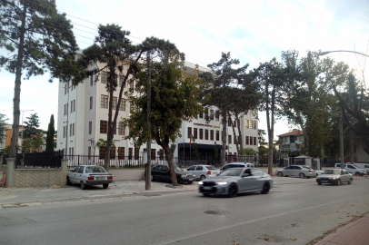 Yenişehir Kaymakamlığı yeni yerine taşındı