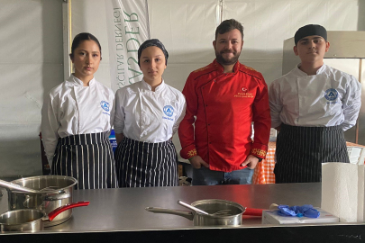 Lise öğrencileri, mutfaktaki hünerlerini sergiledi