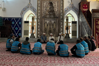 Denetimli serbestlik yükümlüleri, Muradiye Külliyesi'nde