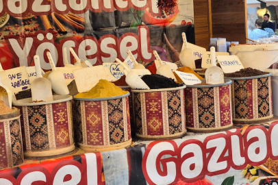 ESDER’den Yerel Yönetimlere Çağrı: “Festivaller, Sabit Esnafın Geleceğini Gölgelemesin”