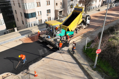 Bursa'da konforlu ulaşım için 150 bin ton sıcak asfalt döküldü
