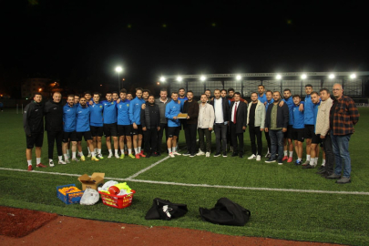 Esnaf Doğan Spor’dan Yenişehir Belediyespor’a Ziyaret