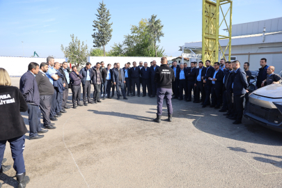 Bursa’da otobüs şoförlerine yangın söndürme eğitimi