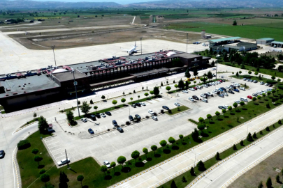 Ekimde Yenişehir Havalimanı’nda 18 bin 941 yolcuya hizmet verildi