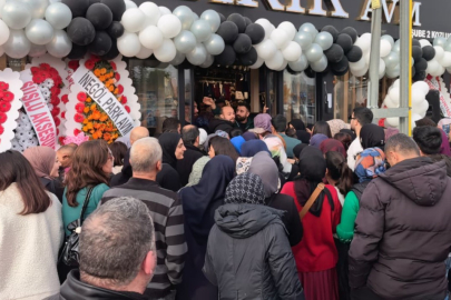 10 liraya ayakkabı, çanta, kıyafet satıldığını duyan koştu