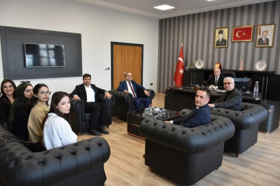 ‘Gençler sosyal faaliyetlerde aktif rol almalılar’