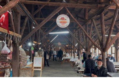 Bin yıllık yemek kültürünü 400 yıllık hana taşıdılar