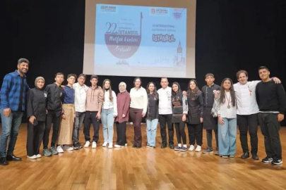 Hüma Hatun Gastronomi Yemek Festivalinden madalyalarla döndü