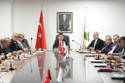 Osmangazi Belediyesi’nde yıl sonu değerlendirme toplantısı gerçekleştirildi