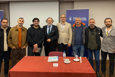 “İnsan ve Felsefe” buluşması yoğun ilgi gördü