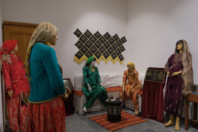 Kent müzesi 17'nci yaşını "zarafetin mirası" sergisiyle kutluyor