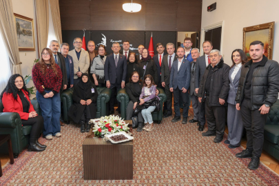 ‘Cumhuriyet değerlerine sahip çıkmayı sürdüreceğiz’