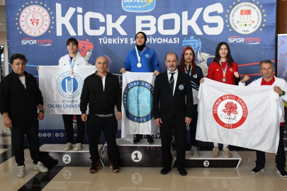 BUÜ’lü kick boksçulardan madalya başarısı