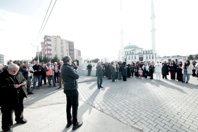 Yenişehir’den 52 kişi umre ibadeti  için kutsal topraklara uğurlandı