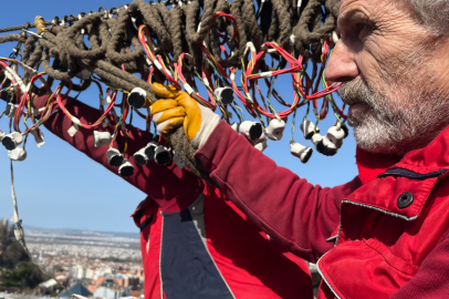 Bursa Ulu Cami'ye Ramazan mahyası: 'Kul hakkından sakın'