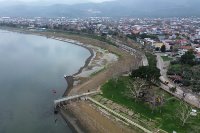 İznik Gölü'nde kuraklık alarmı
