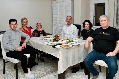 Başkan Karabatı gönül sofrasında buluştu