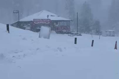 Uludağ'da kar kalınlığı 163 santimetreye ulaştı