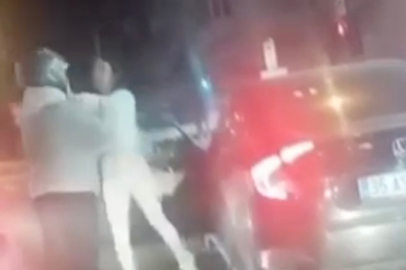 Bursa’da trafikte motosikletliye kadın sürücüden tekme ve tokatlı saldırı