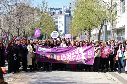 Nilüfer’de kadınlar tek ses oldu: “Eşitlik Ses İster Biz Buradayız”