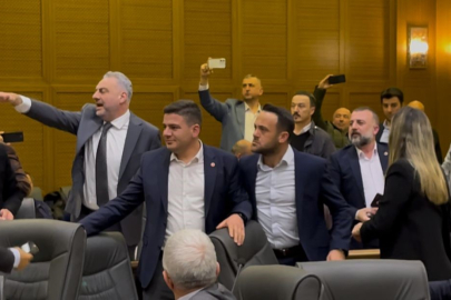 Bursa Büyükşehir Meclisi’nde ‘su zammı’ tekrar gündeme geldi, tansiyon yükseldi