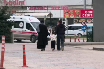 İnegöl'de otomobiller çarpıştı: 5 yaralı