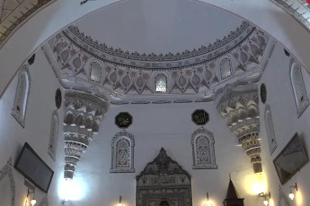 Asırlar sonra ortaya çıktı... Muradiye'de gizli kalan detay