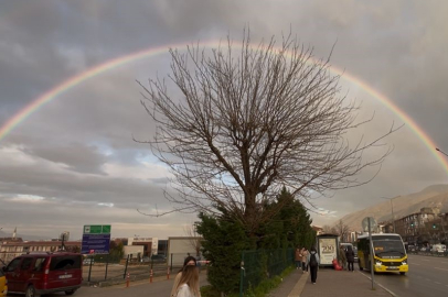 Bursa’da gökkuşağı mest etti