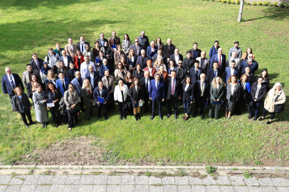 Rektör Yılmaz, başarılı akademisyenlerle bir araya gelmeye devam ediyor