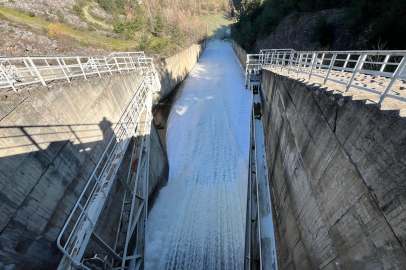 Bursa'da barajların kapakları açıldı