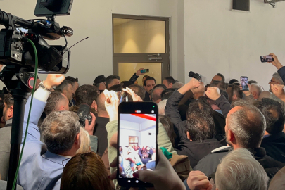 Bursa Büyükşehir Belediye Meclisi'ndeki seçim öncesi gerginlik yaşandı