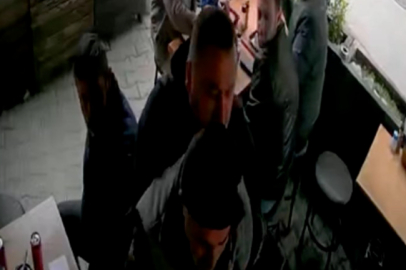 Bursa'da soluk borusuna yemek kaçan vatandaş Heimlich manevrasıyla kurtarıldı