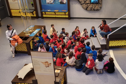 Bursa’da Öğrenciler GUHEM’de uzayın derinliklerine yolculuk yaptı