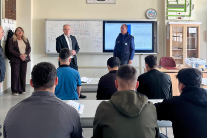 Kaymakam Ümit Altay Okullarda İncelemelerde Bulundu
