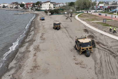 Plajlar yaza hazır hale getiriliyor