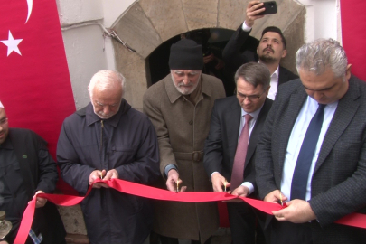 Abdüllatif Kudsi Türbesi yeniden ziyarete açıldı