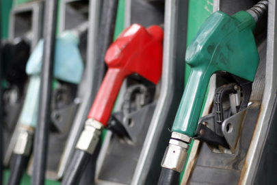 Benzin ve Motorine dev zam geliyor