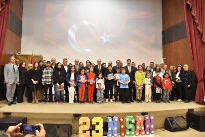 BAŞARILI ÖĞRENCİLERE ÖDÜLLERİ TAKDİM EDİLDİ