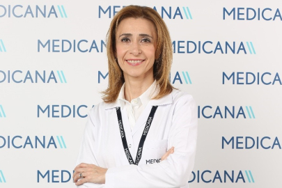 "Makyaj yaparken göz sağlığınızdan olmayın"