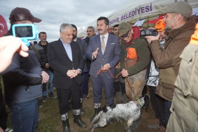 Yenişehir’de Av Köpekleri ve Mera Yarışması