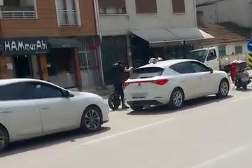 Yol verme kavgasında tansiyon yükseldi