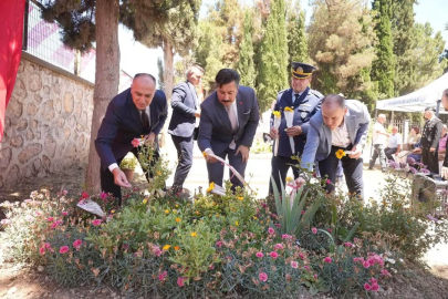 15 TEMMUZ'DA YENİŞEHİR'DE ŞEHİTLER DUALARLA ANILDI
