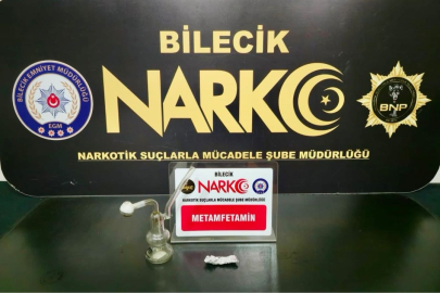  Bilecik'te uyuşturucu operasyonu: 2 kişi yakalandı   