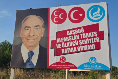 Koyunhisar'daki Hatıra Ormanı Tabelası Yenilendi