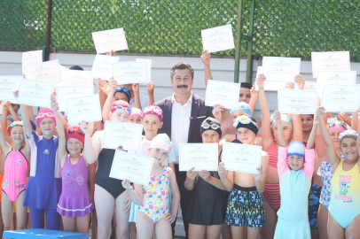 Yenişehir’de 140 Çocuk Yüzme Öğrendi