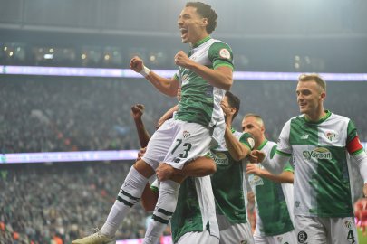 Bursaspor zirveye yerleşti! 12 maçta 28 puan, Iheanacho'dan 16 gol