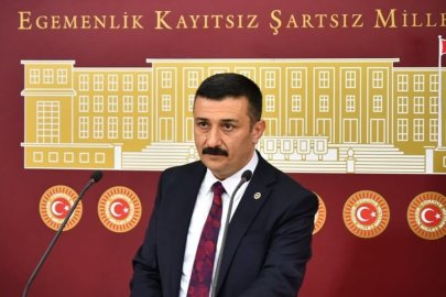 Selçuk Türkoğlu'ndan sert tepki: “Bir hastane açıp dört hastaneyi devreden çıkarmak nasıl bir akıl?”